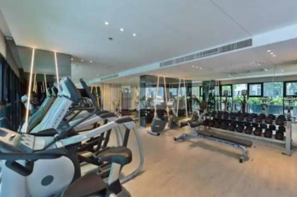 Base Central Pattaya Long Balcony King-Bed With Infinity Pool & Free Netflix! Екстер'єр фото